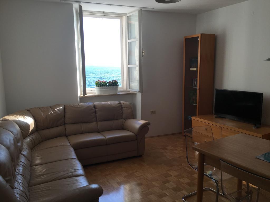 Allure Apartments Piran Bagian luar foto