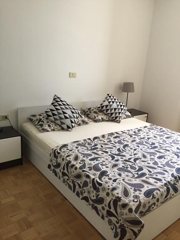 Allure Apartments Piran Bagian luar foto