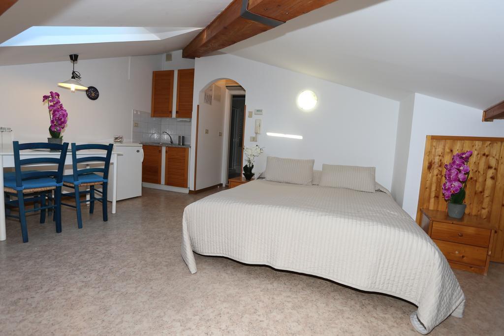 Allure Apartments Piran Bagian luar foto