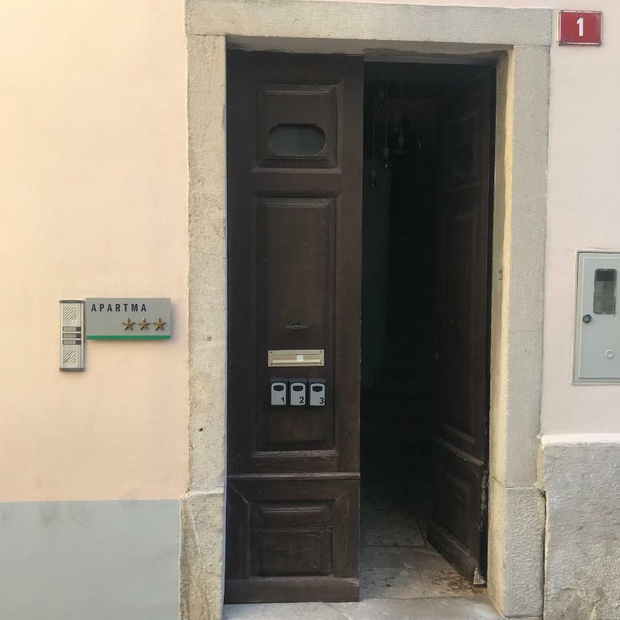 Allure Apartments Piran Bagian luar foto